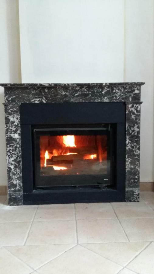 De Chassigny